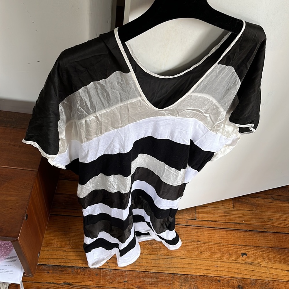 Multiple material tunic - Picture 2 of 4